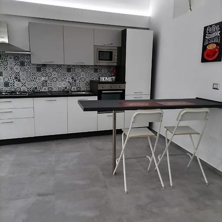 Darsena Apartments Молфета Екстериор снимка